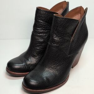 KORK-EASE Castaneda black leather ankle bootie boots womans size 8.5